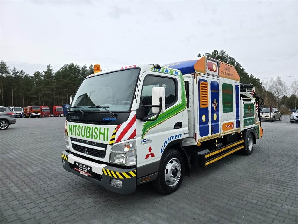 Mitsubishi CANTER odkurzacz koparka ssąca Saugbagger CITY SAU - Vakum kamion: slika Mitsubishi CANTER odkurzacz koparka ssąca Saugbagger CITY SAU - Vakum kamion Mitsubishi CANTER odkurzacz koparka ssąca Saugbagger CITY SAU - Vakum kamion: slika Mitsubishi CANTER odkurzacz koparka ssąca Saugbagger CITY SAU - Vakum kamion