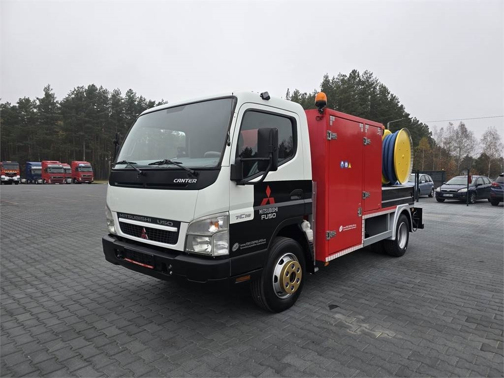 Mitsubishi RIONED COMBI WUKO FOR CLEANING SEWAGE - Vakum kamion: slika Mitsubishi RIONED COMBI WUKO FOR CLEANING SEWAGE - Vakum kamion Mitsubishi RIONED COMBI WUKO FOR CLEANING SEWAGE - Vakum kamion: slika Mitsubishi RIONED COMBI WUKO FOR CLEANING SEWAGE - Vakum kamion