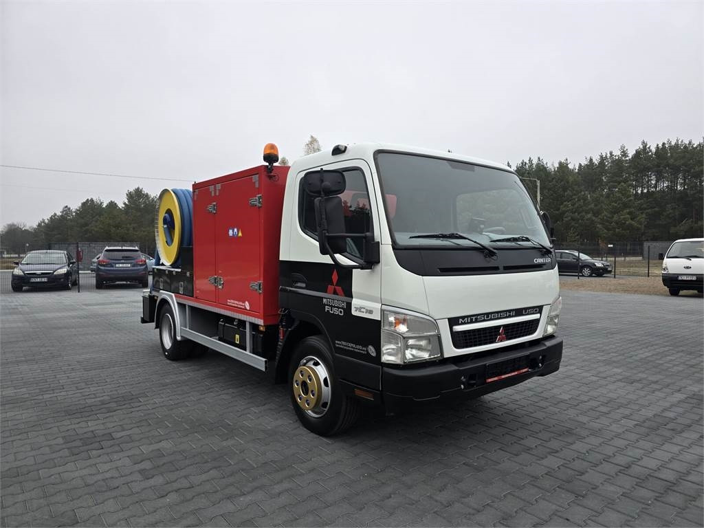 Mitsubishi RIONED COMBI WUKO - Vakum kamion: slika Mitsubishi RIONED COMBI WUKO - Vakum kamion Mitsubishi RIONED COMBI WUKO - Vakum kamion: slika Mitsubishi RIONED COMBI WUKO - Vakum kamion