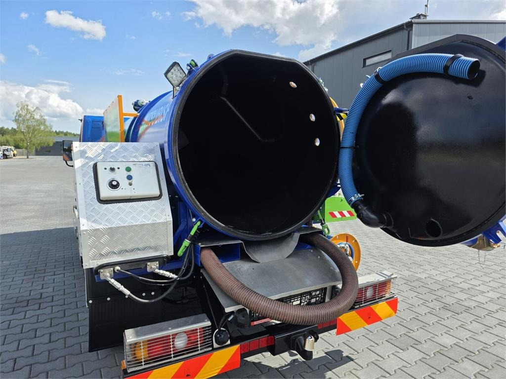 Vakum kamion Mitsubishi ROM SMART COMBI WUKO HOT WATER FOR CLEANING SEWAGE: slika Vakum kamion Mitsubishi ROM SMART COMBI WUKO HOT WATER FOR CLEANING SEWAGE