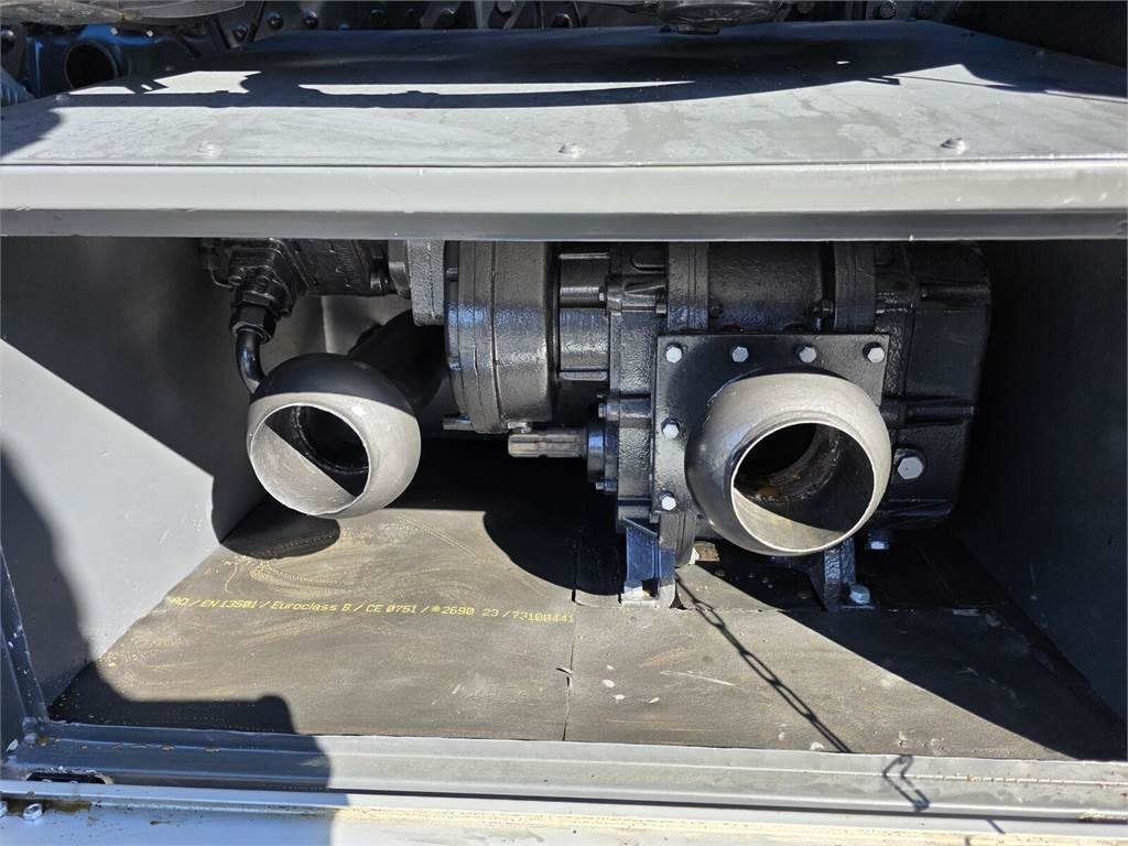 Scania Larsen FlexVac 311 Vacuum suction loader - Namjenska/ Posebna vozila: slika Scania Larsen FlexVac 311 Vacuum suction loader - Namjenska/ Posebna vozila Scania Larsen FlexVac 311 Vacuum suction loader - Namjenska/ Posebna vozila: slika Scania Larsen FlexVac 311 Vacuum suction loader - Namjenska/ Posebna vozila
