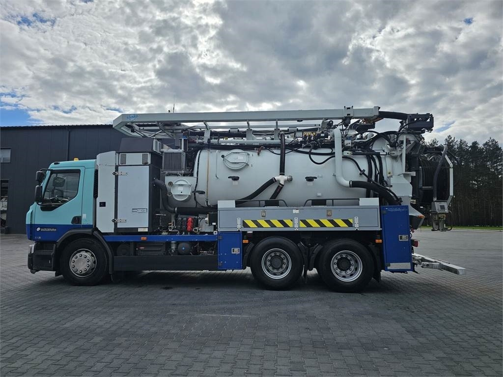 Renault 6x4 WUKO RIVARD RECYTLING for collecting liquid wa - Vakum kamion: slika Renault 6x4 WUKO RIVARD RECYTLING for collecting liquid wa - Vakum kamion Renault 6x4 WUKO RIVARD RECYTLING for collecting liquid wa - Vakum kamion: slika Renault 6x4 WUKO RIVARD RECYTLING for collecting liquid wa - Vakum kamion