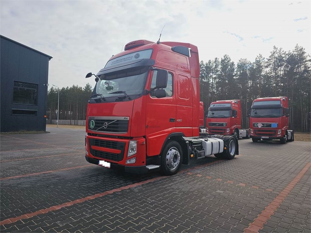Volvo FH13 XXL EURO 5 2011 + KRONE MEGA RAISE - Tegljač: slika Volvo FH13 XXL EURO 5 2011 + KRONE MEGA RAISE - Tegljač Volvo FH13 XXL EURO 5 2011 + KRONE MEGA RAISE - Tegljač: slika Volvo FH13 XXL EURO 5 2011 + KRONE MEGA RAISE - Tegljač