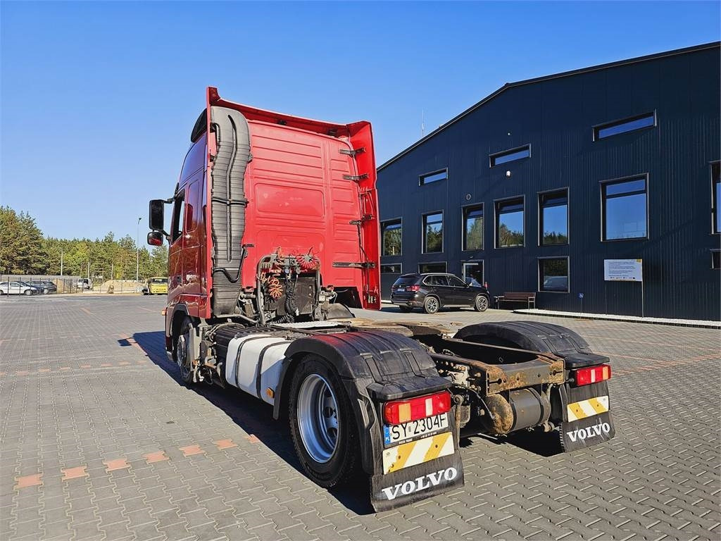 Volvo FH13 XXL MANUAL 420 EURO 5 2011 r MEGA LOW DECK - Tegljač: slika Volvo FH13 XXL MANUAL 420 EURO 5 2011 r MEGA LOW DECK - Tegljač Volvo FH13 XXL MANUAL 420 EURO 5 2011 r MEGA LOW DECK - Tegljač: slika Volvo FH13 XXL MANUAL 420 EURO 5 2011 r MEGA LOW DECK - Tegljač