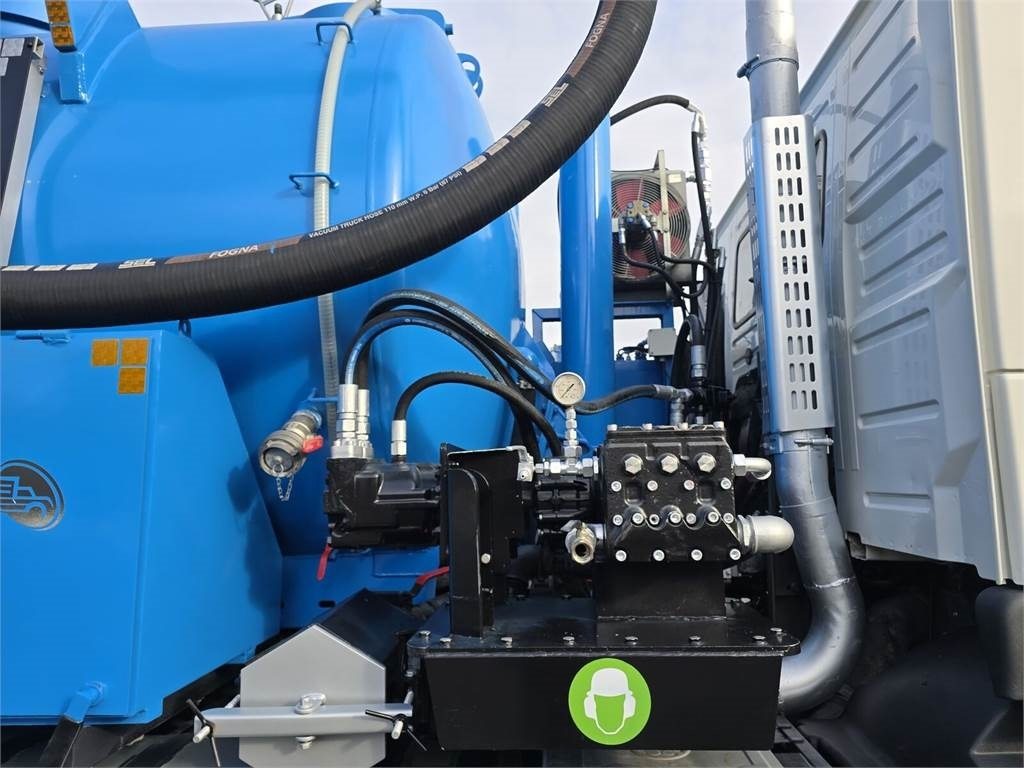 Zakup Volvo JOSKIN WUKO FOR CLEANING COMBI  Volvo JOSKIN WUKO FOR CLEANING COMBI: slika Zakup Volvo JOSKIN WUKO FOR CLEANING COMBI  Volvo JOSKIN WUKO FOR CLEANING COMBI