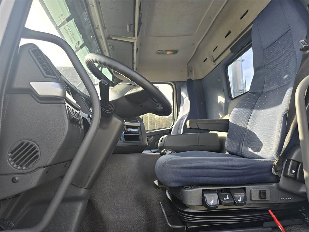 Zakup Volvo JOSKIN WUKO FOR CLEANING COMBI  Volvo JOSKIN WUKO FOR CLEANING COMBI: slika Zakup Volvo JOSKIN WUKO FOR CLEANING COMBI  Volvo JOSKIN WUKO FOR CLEANING COMBI