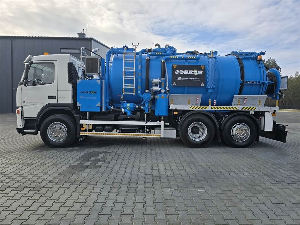 Volvo JOSKIN WUKO FOR CLEANING COMBI - Vakum kamion: slika Volvo JOSKIN WUKO FOR CLEANING COMBI - Vakum kamion Volvo JOSKIN WUKO FOR CLEANING COMBI - Vakum kamion: slika Volvo JOSKIN WUKO FOR CLEANING COMBI - Vakum kamion