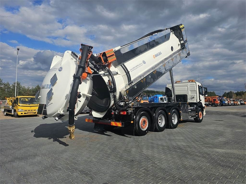 Volvo WUKO ADR ROLBA FOR CLEANING CHANNELS COMBI - Vakum kamion: slika Volvo WUKO ADR ROLBA FOR CLEANING CHANNELS COMBI - Vakum kamion Volvo WUKO ADR ROLBA FOR CLEANING CHANNELS COMBI - Vakum kamion: slika Volvo WUKO ADR ROLBA FOR CLEANING CHANNELS COMBI - Vakum kamion