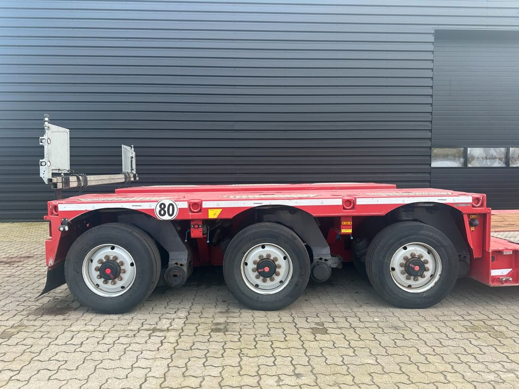 Faymonville Gigamax 1+3 Faymonville Gigamax 1+3 - Poluprikolica s niskim utovarivačem: slika Faymonville Gigamax 1+3 Faymonville Gigamax 1+3 - Poluprikolica s niskim utovarivačem Faymonville Gigamax 1+3 Faymonville Gigamax 1+3 - Poluprikolica s niskim utovarivačem: slika Faymonville Gigamax 1+3 Faymonville Gigamax 1+3 - Poluprikolica s niskim utovarivačem