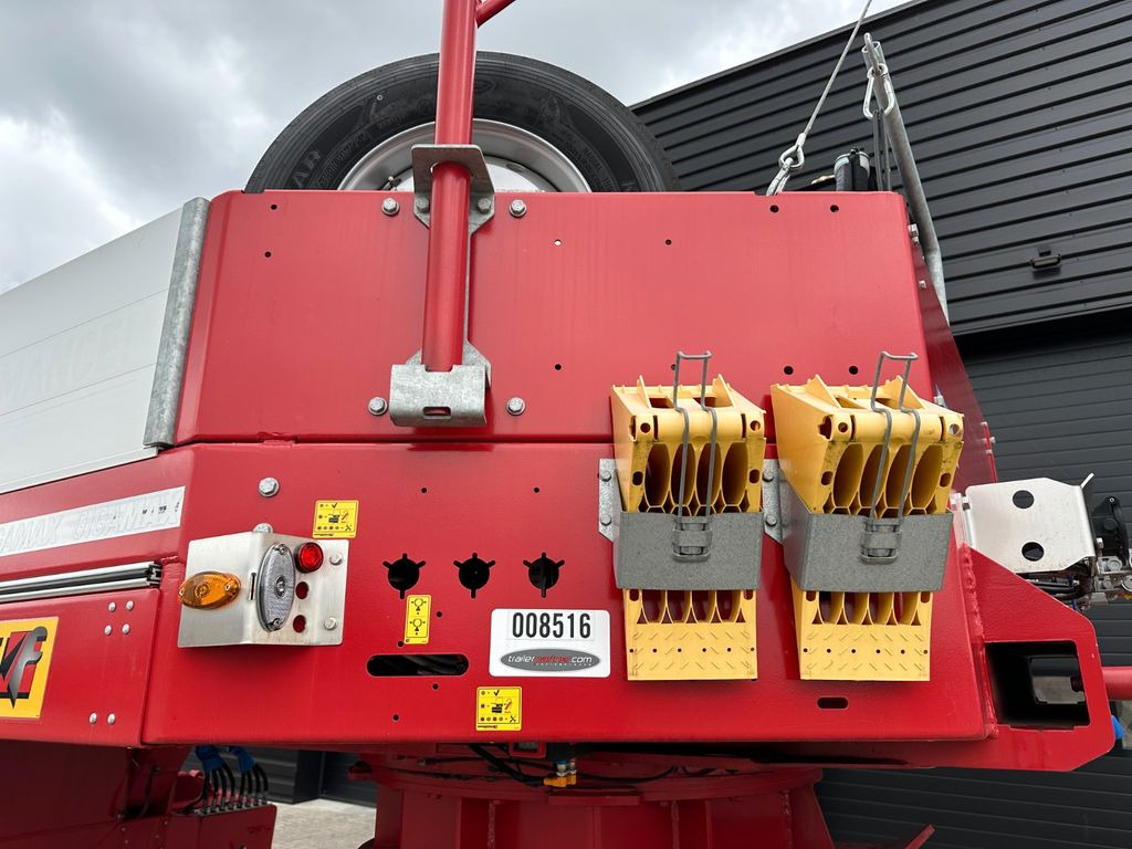 Faymonville Gigamax 1+3 tiefbett Faymonville Gigamax 1+3 tiefbett - Poluprikolica s niskim utovarivačem: slika Faymonville Gigamax 1+3 tiefbett Faymonville Gigamax 1+3 tiefbett - Poluprikolica s niskim utovarivačem Faymonville Gigamax 1+3 tiefbett Faymonville Gigamax 1+3 tiefbett - Poluprikolica s niskim utovarivačem: slika Faymonville Gigamax 1+3 tiefbett Faymonville Gigamax 1+3 tiefbett - Poluprikolica s niskim utovarivačem