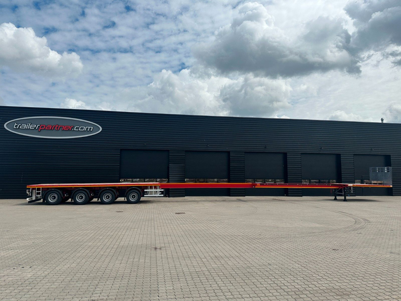 Faymonville Maxtrailer 4 achs tele auflieger / 29.000 mm - Poluprikolica plato/ Otvoreni sanduk: slika Faymonville Maxtrailer 4 achs tele auflieger / 29.000 mm - Poluprikolica plato/ Otvoreni sanduk Faymonville Maxtrailer 4 achs tele auflieger / 29.000 mm - Poluprikolica plato/ Otvoreni sanduk: slika Faymonville Maxtrailer 4 achs tele auflieger / 29.000 mm - Poluprikolica plato/ Otvoreni sanduk