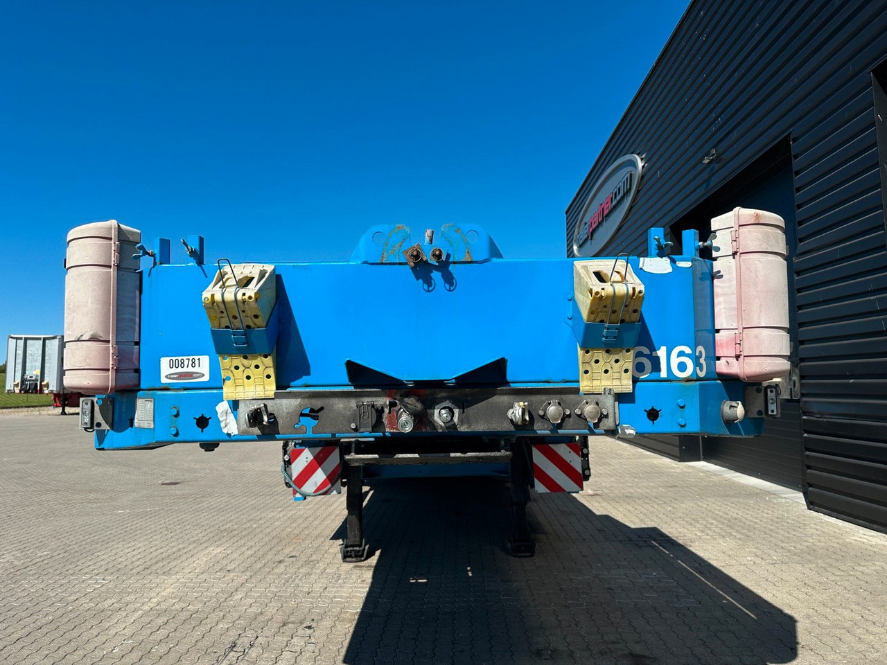 Faymonville Multimax 6 achs tieflader / ausziehbar - Poluprikolica s niskim utovarivačem: slika Faymonville Multimax 6 achs tieflader / ausziehbar - Poluprikolica s niskim utovarivačem Faymonville Multimax 6 achs tieflader / ausziehbar - Poluprikolica s niskim utovarivačem: slika Faymonville Multimax 6 achs tieflader / ausziehbar - Poluprikolica s niskim utovarivačem