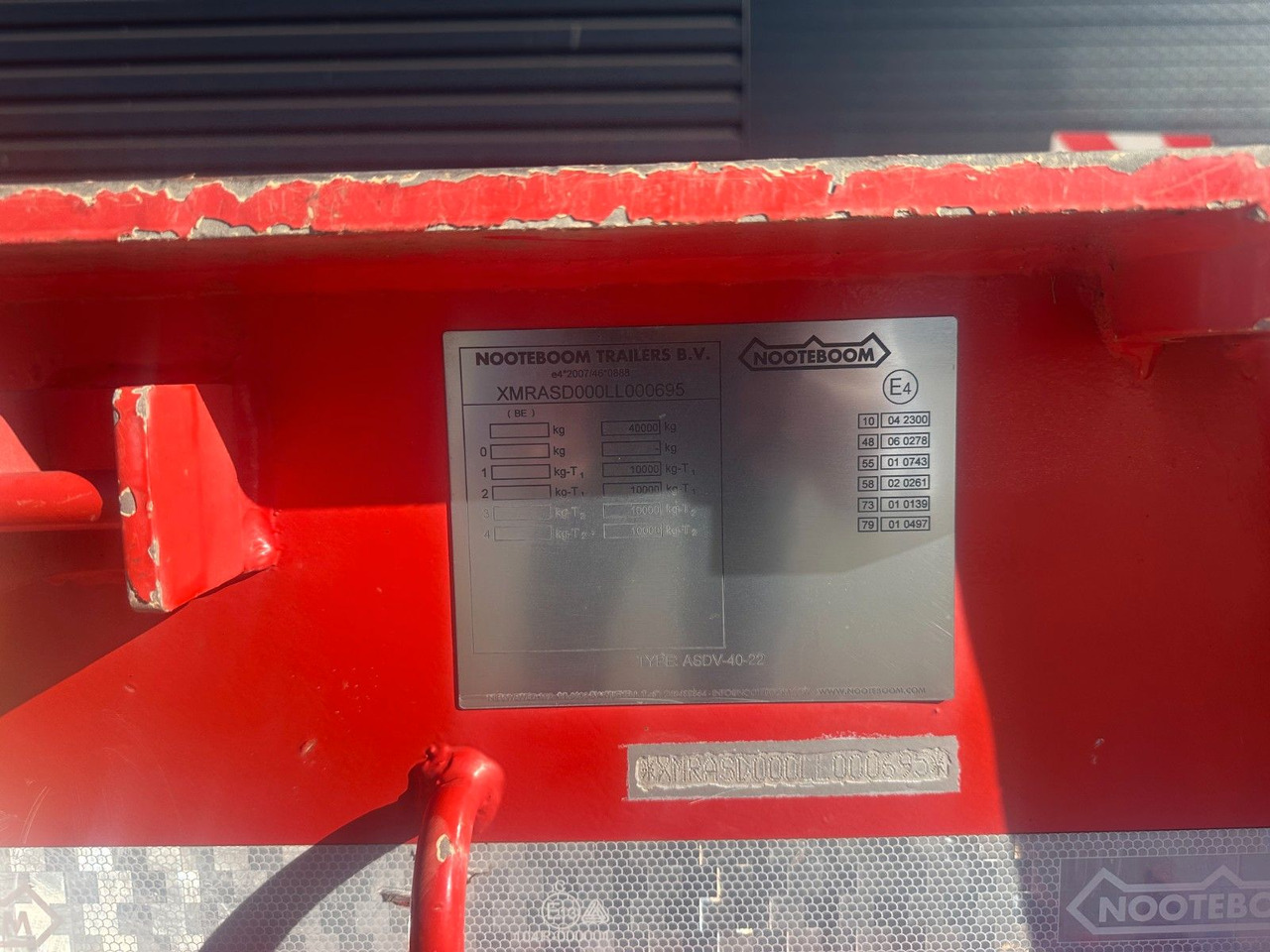 Prikolica s niskim utovarivačem Nooteboom 4 achs anhänger / Doppelt rampen: slika Prikolica s niskim utovarivačem Nooteboom 4 achs anhänger / Doppelt rampen