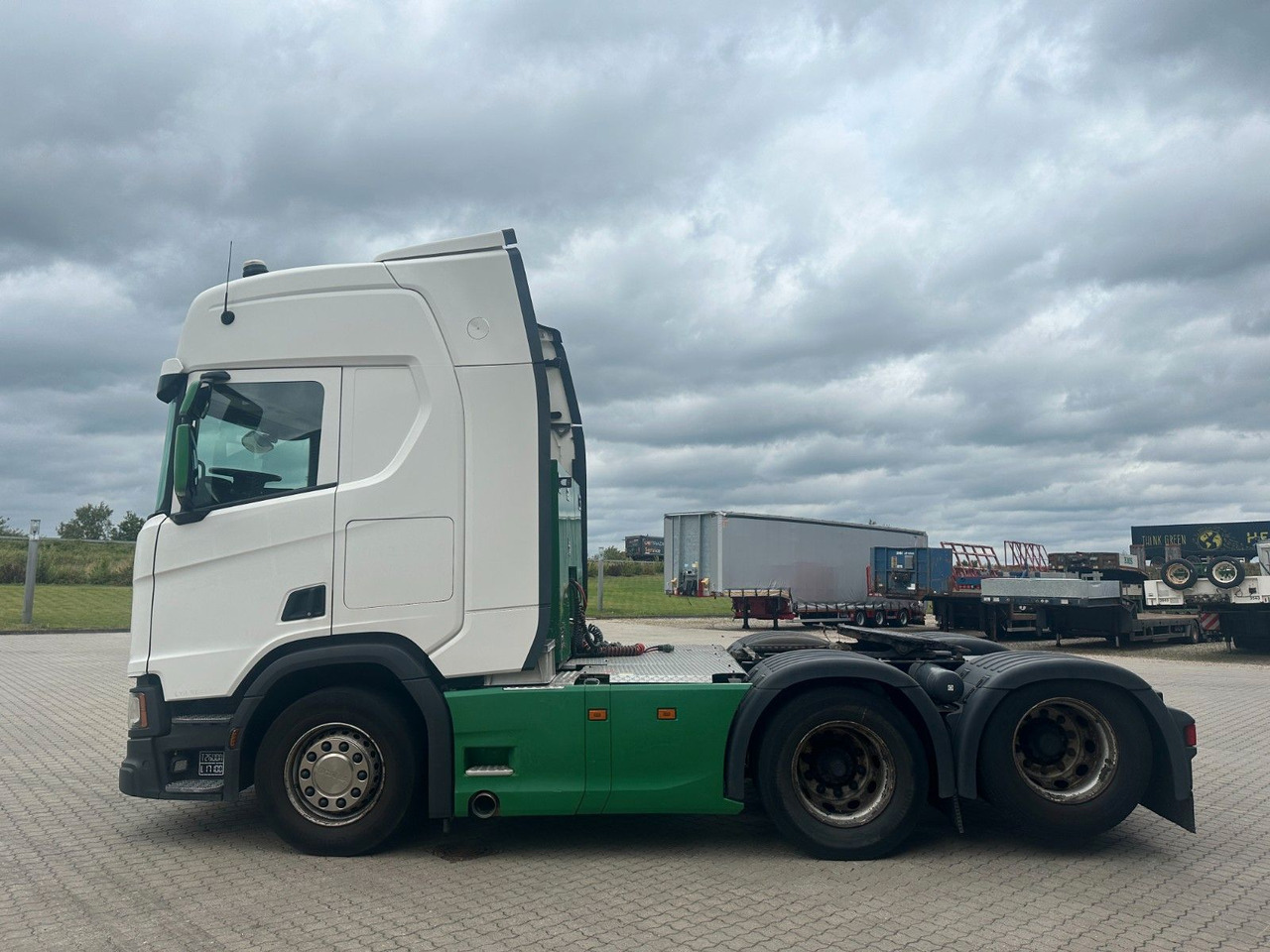 Tegljač Scania R 500 6x2: slika Tegljač Scania R 500 6x2