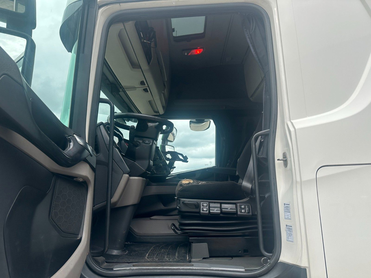 Tegljač Scania R 500 6x2: slika Tegljač Scania R 500 6x2