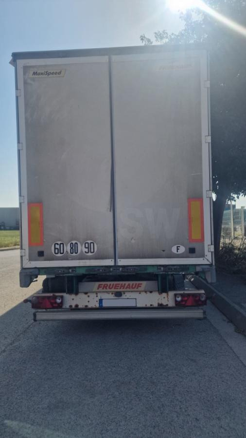 Fruehauf TX 34 CS - Poluprikolica s ceradom: slika Fruehauf TX 34 CS - Poluprikolica s ceradom Fruehauf TX 34 CS - Poluprikolica s ceradom: slika Fruehauf TX 34 CS - Poluprikolica s ceradom