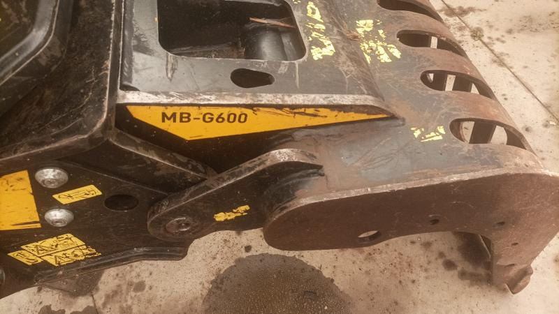 MB Crusher MB-G600 - Grajfer za Građevinski strojevi: slika MB Crusher MB-G600 - Grajfer za Građevinski strojevi MB Crusher MB-G600 - Grajfer za Građevinski strojevi: slika MB Crusher MB-G600 - Grajfer za Građevinski strojevi