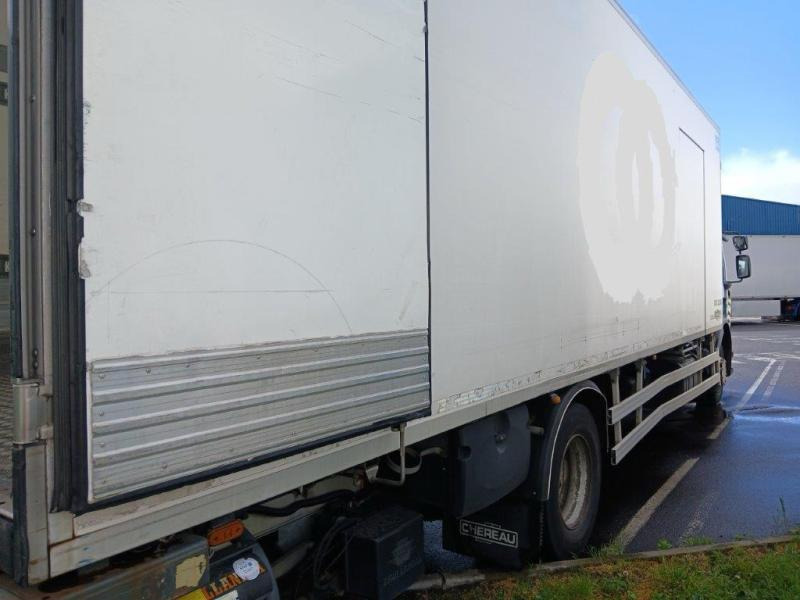 Renault Premium 270 DXI - Kamion hladnjača: slika Renault Premium 270 DXI - Kamion hladnjača Renault Premium 270 DXI - Kamion hladnjača: slika Renault Premium 270 DXI - Kamion hladnjača