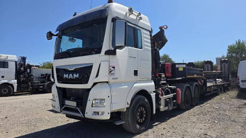 MAN TGX 33.560 - Tegljač: slika MAN TGX 33.560 - Tegljač MAN TGX 33.560 - Tegljač: slika MAN TGX 33.560 - Tegljač