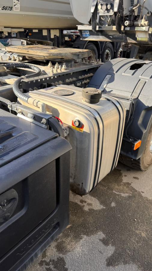 Volvo FH 500 - Tegljač: slika Volvo FH 500 - Tegljač Volvo FH 500 - Tegljač: slika Volvo FH 500 - Tegljač