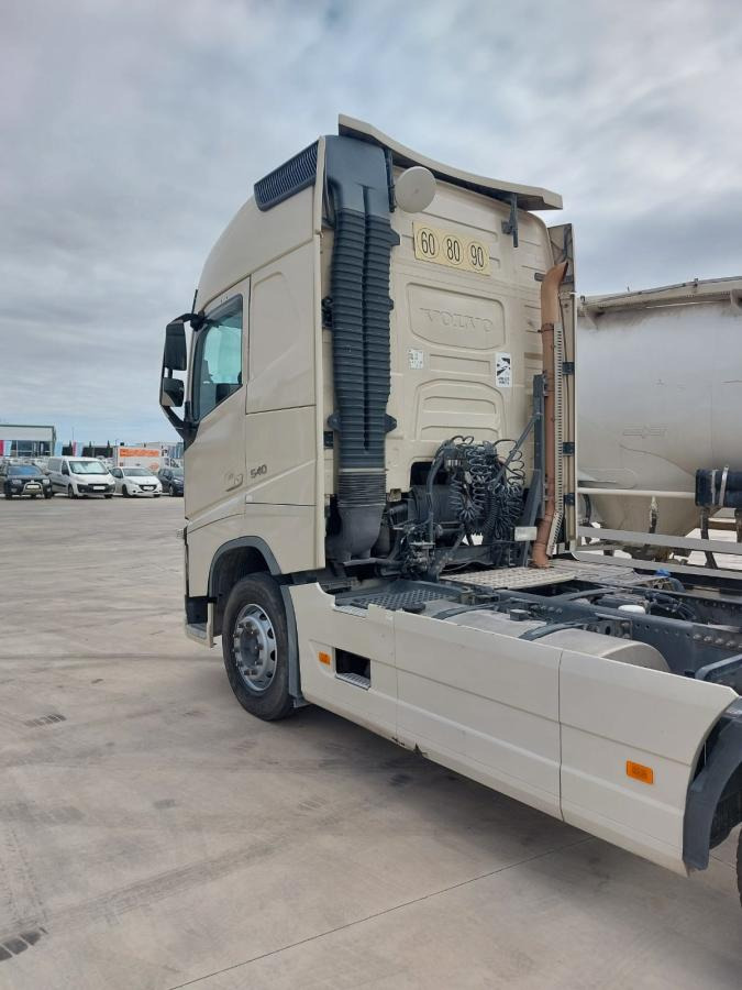 Volvo FH 540 - Tegljač: slika Volvo FH 540 - Tegljač Volvo FH 540 - Tegljač: slika Volvo FH 540 - Tegljač