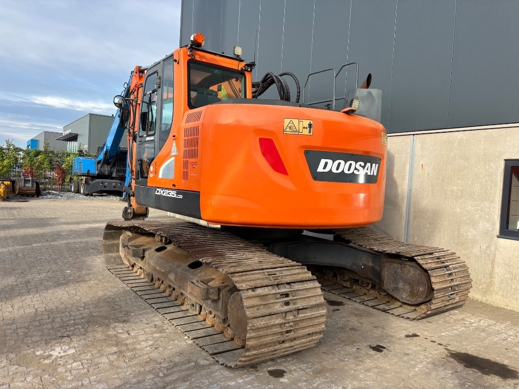 Doosan DX 235 LCR-5 - DX235 - DX235LCR - 235 - Bager gusjeničar: slika Doosan DX 235 LCR-5 - DX235 - DX235LCR - 235 - Bager gusjeničar Doosan DX 235 LCR-5 - DX235 - DX235LCR - 235 - Bager gusjeničar: slika Doosan DX 235 LCR-5 - DX235 - DX235LCR - 235 - Bager gusjeničar