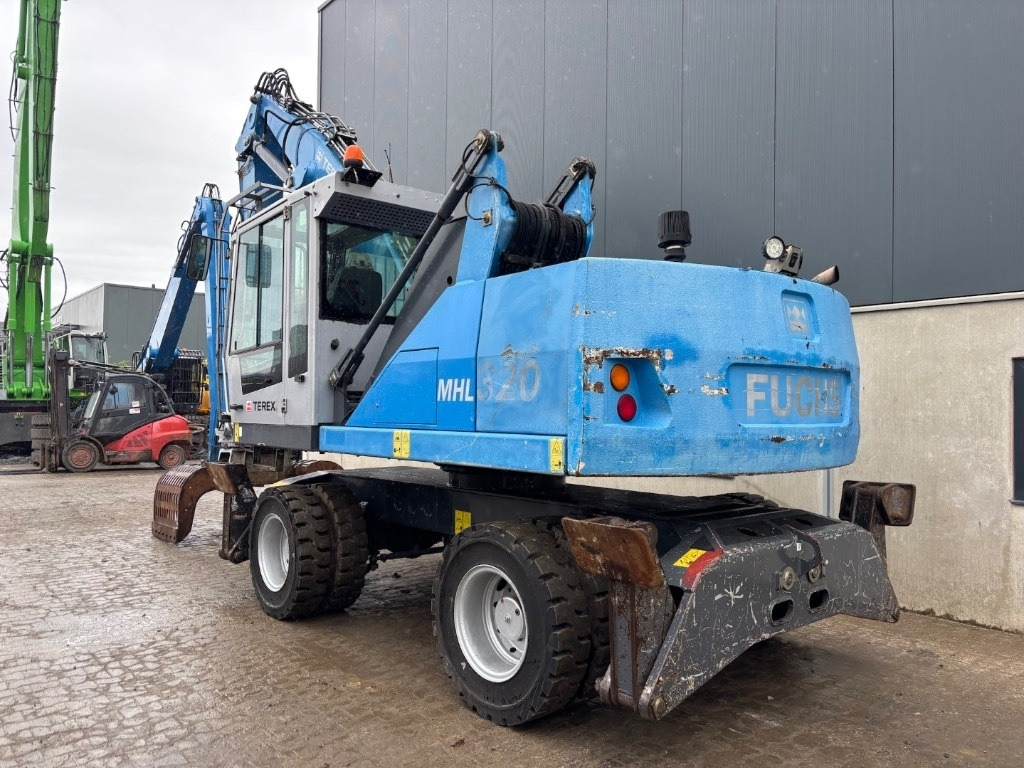 Fuchs MHL 320 D - Stroj za rukovanje otpadom: slika Fuchs MHL 320 D - Stroj za rukovanje otpadom Fuchs MHL 320 D - Stroj za rukovanje otpadom: slika Fuchs MHL 320 D - Stroj za rukovanje otpadom