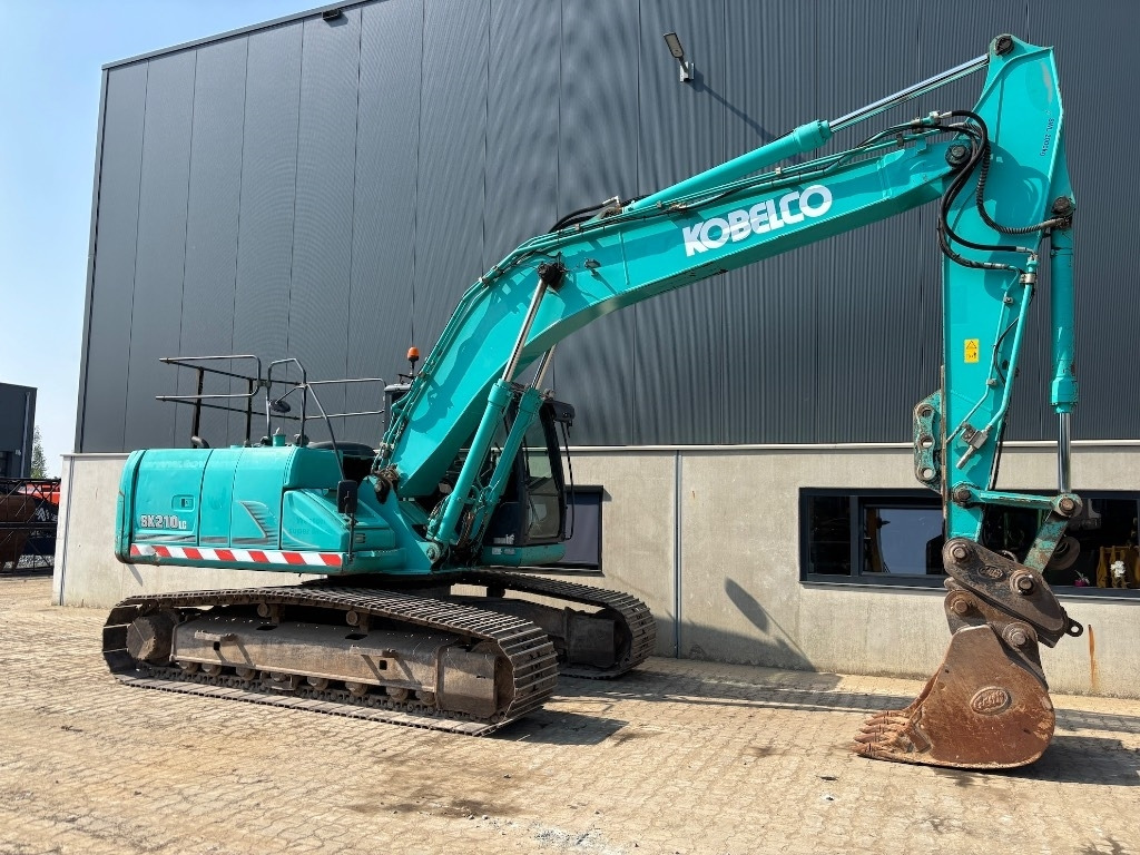 Kobelco SK 210 LC-9 - SK210 - SK 210 - Bager gusjeničar: slika Kobelco SK 210 LC-9 - SK210 - SK 210 - Bager gusjeničar Kobelco SK 210 LC-9 - SK210 - SK 210 - Bager gusjeničar: slika Kobelco SK 210 LC-9 - SK210 - SK 210 - Bager gusjeničar