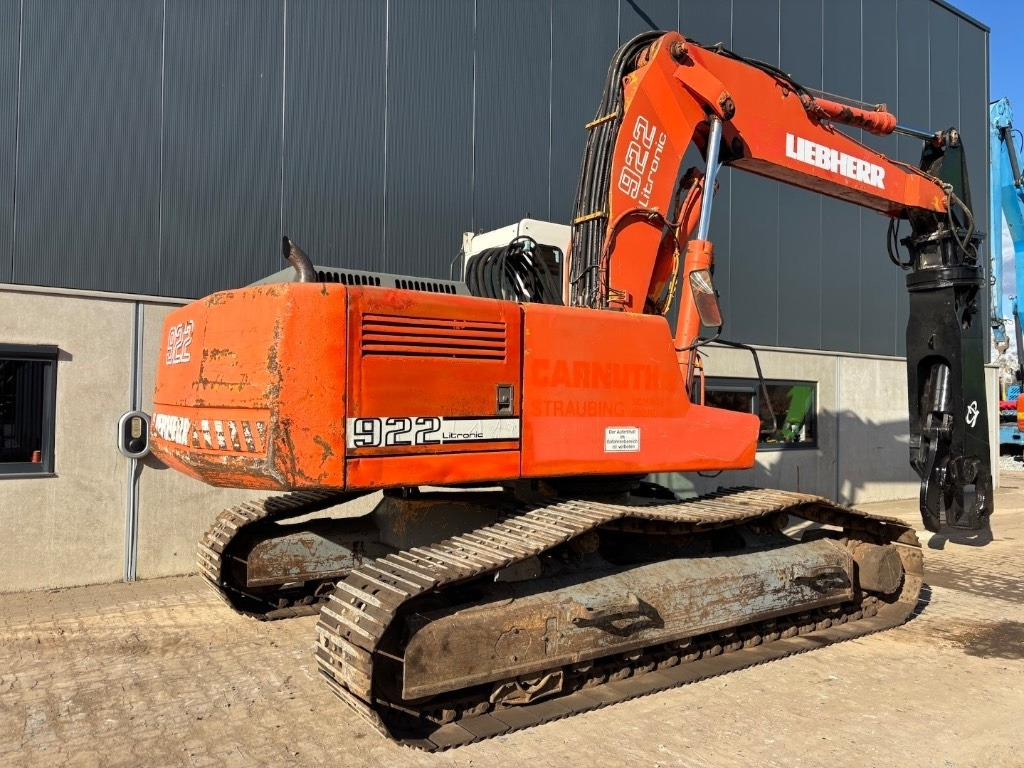 Liebherr R 922 HD S L with LaBounty Shear - Bager gusjeničar: slika Liebherr R 922 HD S L with LaBounty Shear - Bager gusjeničar Liebherr R 922 HD S L with LaBounty Shear - Bager gusjeničar: slika Liebherr R 922 HD S L with LaBounty Shear - Bager gusjeničar
