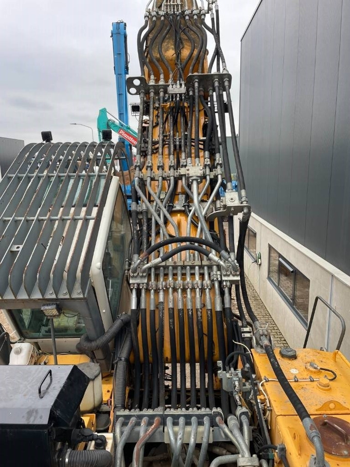 Bager za rušenje Liebherr R 954 C HDV -- 28 mtr -- High Reach Demolition: slika Bager za rušenje Liebherr R 954 C HDV -- 28 mtr -- High Reach Demolition