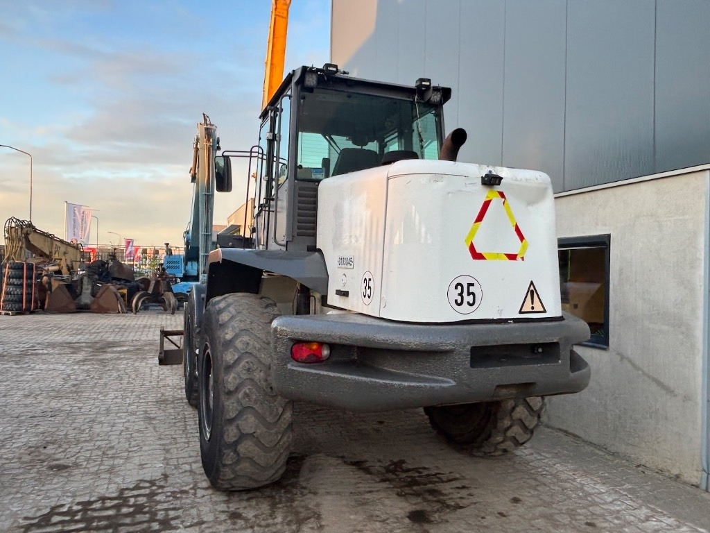 Mecalac / Alhmann AZ 210 E - AZ210E - AZ 210 - AZ 200 AZ 1 - Utovarivač na kotačima: slika Mecalac / Alhmann AZ 210 E - AZ210E - AZ 210 - AZ 200 AZ 1 - Utovarivač na kotačima Mecalac / Alhmann AZ 210 E - AZ210E - AZ 210 - AZ 200 AZ 1 - Utovarivač na kotačima: slika Mecalac / Alhmann AZ 210 E - AZ210E - AZ 210 - AZ 200 AZ 1 - Utovarivač na kotačima