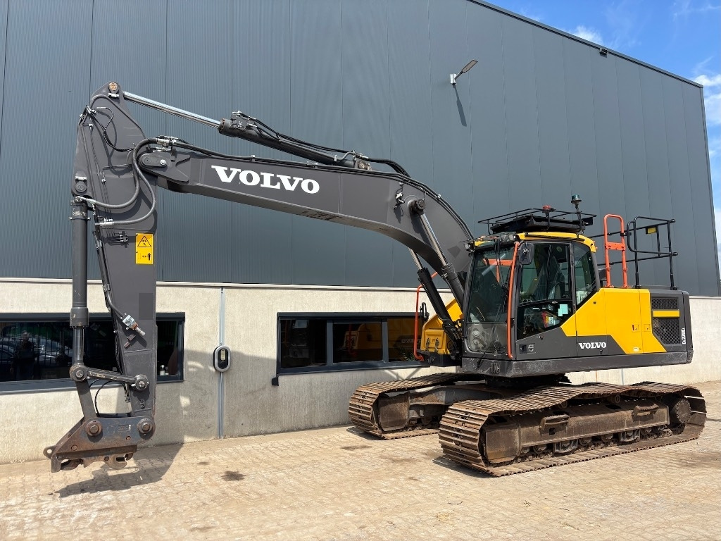 Volvo EC 220 E L - EC220 - Bager gusjeničar: slika Volvo EC 220 E L - EC220 - Bager gusjeničar Volvo EC 220 E L - EC220 - Bager gusjeničar: slika Volvo EC 220 E L - EC220 - Bager gusjeničar