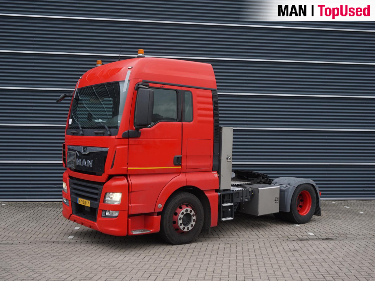 MAN TGX 18.420 4X2 BLS / ADR EXIII / PTO / Euro6 - Tegljač: slika MAN TGX 18.420 4X2 BLS / ADR EXIII / PTO / Euro6 - Tegljač MAN TGX 18.420 4X2 BLS / ADR EXIII / PTO / Euro6 - Tegljač: slika MAN TGX 18.420 4X2 BLS / ADR EXIII / PTO / Euro6 - Tegljač