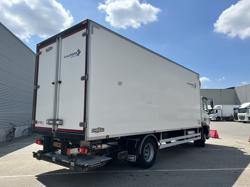 DAF CF 260 FA / Carrier Koeler - 30 gr / Chereau Frigobox / Laadklep 2000 kg - Kamion hladnjača: slika DAF CF 260 FA / Carrier Koeler - 30 gr / Chereau Frigobox / Laadklep 2000 kg - Kamion hladnjača DAF CF 260 FA / Carrier Koeler - 30 gr / Chereau Frigobox / Laadklep 2000 kg - Kamion hladnjača: slika DAF CF 260 FA / Carrier Koeler - 30 gr / Chereau Frigobox / Laadklep 2000 kg - Kamion hladnjača