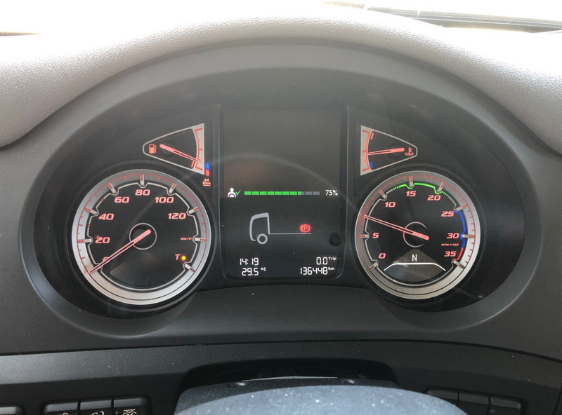 DAF CF 260 FA / Carrier Koeler / Chereau Frigo Box / Laadklep / APK TUV 09-25 - Kamion hladnjača: slika DAF CF 260 FA / Carrier Koeler / Chereau Frigo Box / Laadklep / APK TUV 09-25 - Kamion hladnjača DAF CF 260 FA / Carrier Koeler / Chereau Frigo Box / Laadklep / APK TUV 09-25 - Kamion hladnjača: slika DAF CF 260 FA / Carrier Koeler / Chereau Frigo Box / Laadklep / APK TUV 09-25 - Kamion hladnjača