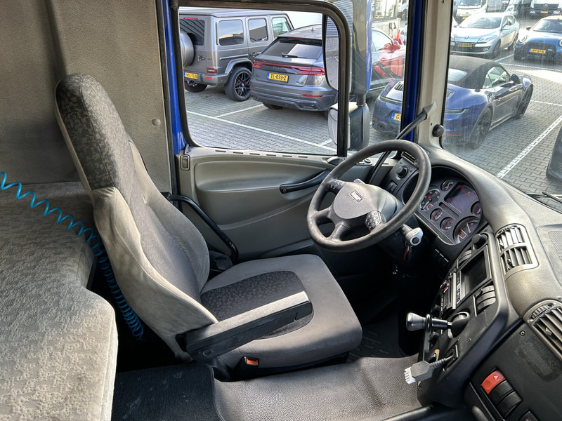 DAF CF 75 310 Euro 5 / Curtainside Box / Loadlift / Trailer Coupling - Kamion s ceradom: slika DAF CF 75 310 Euro 5 / Curtainside Box / Loadlift / Trailer Coupling - Kamion s ceradom DAF CF 75 310 Euro 5 / Curtainside Box / Loadlift / Trailer Coupling - Kamion s ceradom: slika DAF CF 75 310 Euro 5 / Curtainside Box / Loadlift / Trailer Coupling - Kamion s ceradom