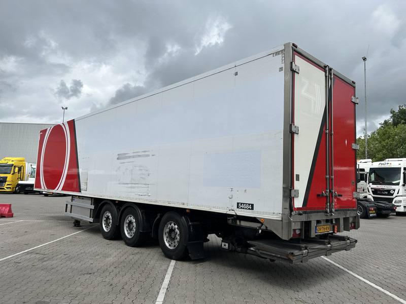 Poluprikolica hladnjača H.T.F HZO 39 / Heiwo / Carrier Vector 1800 -> Defect / Iso Box / Loadlift 2500 kg: slika Poluprikolica hladnjača H.T.F HZO 39 / Heiwo / Carrier Vector 1800 -> Defect / Iso Box / Loadlift 2500 kg