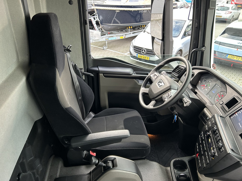 MAN TGM 18.250 / Carrier Koeler -30 gr / Chereau Frigobox / Laadklep / APK 06-26 - Kamion hladnjača: slika MAN TGM 18.250 / Carrier Koeler -30 gr / Chereau Frigobox / Laadklep / APK 06-26 - Kamion hladnjača MAN TGM 18.250 / Carrier Koeler -30 gr / Chereau Frigobox / Laadklep / APK 06-26 - Kamion hladnjača: slika MAN TGM 18.250 / Carrier Koeler -30 gr / Chereau Frigobox / Laadklep / APK 06-26 - Kamion hladnjača