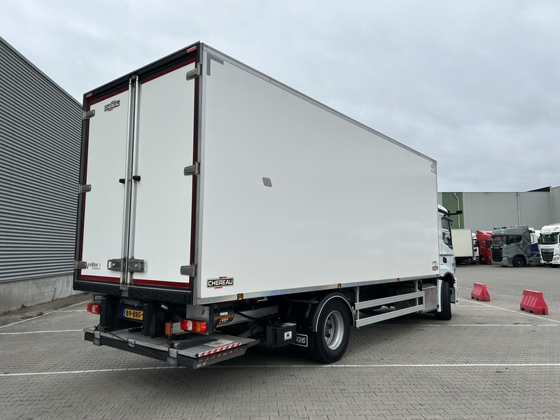 Mercedes-Benz Actros 2124 / Carrier Koeler -30 gr / Cheraeu / Laadklep / APK 01-26 - Kamion hladnjača: slika Mercedes-Benz Actros 2124 / Carrier Koeler -30 gr / Cheraeu / Laadklep / APK 01-26 - Kamion hladnjača Mercedes-Benz Actros 2124 / Carrier Koeler -30 gr / Cheraeu / Laadklep / APK 01-26 - Kamion hladnjača: slika Mercedes-Benz Actros 2124 / Carrier Koeler -30 gr / Cheraeu / Laadklep / APK 01-26 - Kamion hladnjača