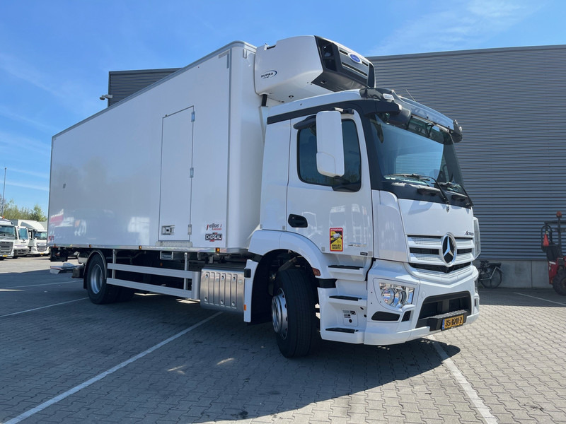 Mercedes-Benz Actros 2124 MULTITEMP / Carrier Koeler / Alleen Te Huur -> 013-7200971 - Kamion hladnjača: slika Mercedes-Benz Actros 2124 MULTITEMP / Carrier Koeler / Alleen Te Huur -> 013-7200971 - Kamion hladnjača Mercedes-Benz Actros 2124 MULTITEMP / Carrier Koeler / Alleen Te Huur -> 013-7200971 - Kamion hladnjača: slika Mercedes-Benz Actros 2124 MULTITEMP / Carrier Koeler / Alleen Te Huur -> 013-7200971 - Kamion hladnjača