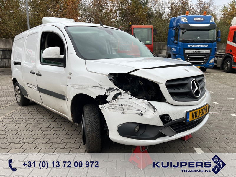 Mercedes-Benz Citan 109 CDI / Extra Lang / UNFALL / DAMAGE - Mali kombi: slika Mercedes-Benz Citan 109 CDI / Extra Lang / UNFALL / DAMAGE - Mali kombi Mercedes-Benz Citan 109 CDI / Extra Lang / UNFALL / DAMAGE - Mali kombi: slika Mercedes-Benz Citan 109 CDI / Extra Lang / UNFALL / DAMAGE - Mali kombi