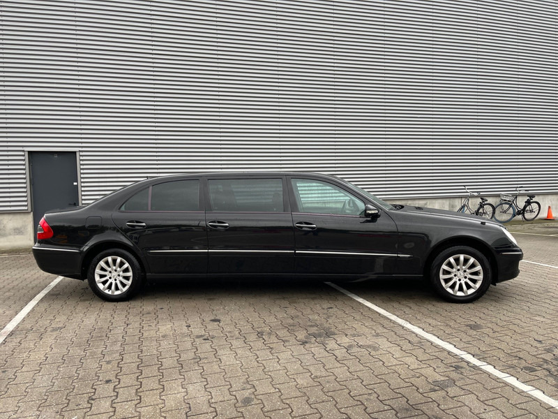 Mercedes-Benz E-Klasse / Limousine / 240 Avantgarde / 4-Matic / 8-pers / APK/TUV 09-2026 / - Limuzina: slika Mercedes-Benz E-Klasse / Limousine / 240 Avantgarde / 4-Matic / 8-pers / APK/TUV 09-2026 / - Limuzina Mercedes-Benz E-Klasse / Limousine / 240 Avantgarde / 4-Matic / 8-pers / APK/TUV 09-2026 / - Limuzina: slika Mercedes-Benz E-Klasse / Limousine / 240 Avantgarde / 4-Matic / 8-pers / APK/TUV 09-2026 / - Limuzina