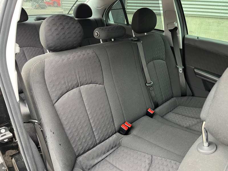 Mercedes-Benz E-Klasse / Limousine / 240 Avantgarde / 4-Matic / 8-pers / APK/TUV 09-2026 / - Limuzina: slika Mercedes-Benz E-Klasse / Limousine / 240 Avantgarde / 4-Matic / 8-pers / APK/TUV 09-2026 / - Limuzina Mercedes-Benz E-Klasse / Limousine / 240 Avantgarde / 4-Matic / 8-pers / APK/TUV 09-2026 / - Limuzina: slika Mercedes-Benz E-Klasse / Limousine / 240 Avantgarde / 4-Matic / 8-pers / APK/TUV 09-2026 / - Limuzina