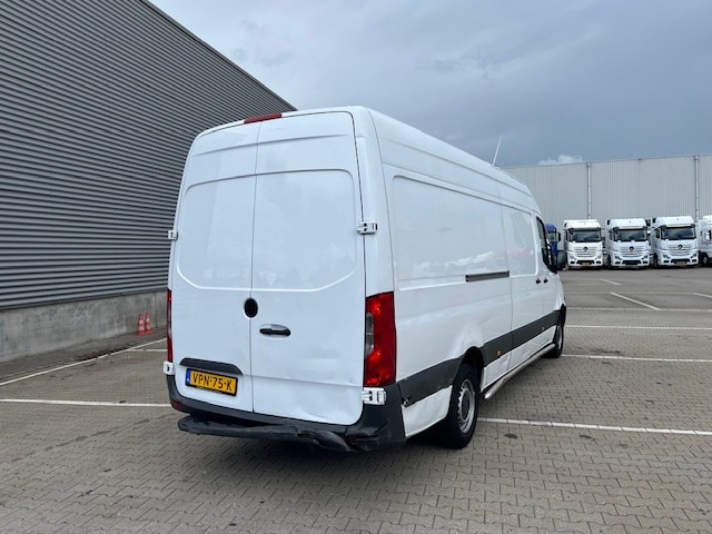 Mercedes-Benz Sprinter 315 1.9 CDI / L4 H2 / Automatic / APK-TUV 04-26 - Furgon: slika Mercedes-Benz Sprinter 315 1.9 CDI / L4 H2 / Automatic / APK-TUV 04-26 - Furgon Mercedes-Benz Sprinter 315 1.9 CDI / L4 H2 / Automatic / APK-TUV 04-26 - Furgon: slika Mercedes-Benz Sprinter 315 1.9 CDI / L4 H2 / Automatic / APK-TUV 04-26 - Furgon