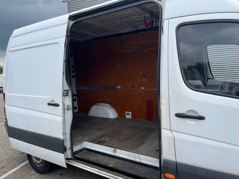 Mercedes-Benz Sprinter 316 / CNG / 1.8 NGT GAS Powered / 146 dkm L3 H2 / NL Van - Furgon: slika Mercedes-Benz Sprinter 316 / CNG / 1.8 NGT GAS Powered / 146 dkm L3 H2 / NL Van - Furgon Mercedes-Benz Sprinter 316 / CNG / 1.8 NGT GAS Powered / 146 dkm L3 H2 / NL Van - Furgon: slika Mercedes-Benz Sprinter 316 / CNG / 1.8 NGT GAS Powered / 146 dkm L3 H2 / NL Van - Furgon