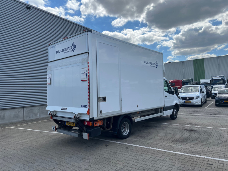 Mercedes-Benz Sprinter 515 1.9 CDI / Box 4.4 mtr / Laadklep / Zijdeur - Dostavno vozilo sa zatvorenim sandukom: slika Mercedes-Benz Sprinter 515 1.9 CDI / Box 4.4 mtr / Laadklep / Zijdeur - Dostavno vozilo sa zatvorenim sandukom Mercedes-Benz Sprinter 515 1.9 CDI / Box 4.4 mtr / Laadklep / Zijdeur - Dostavno vozilo sa zatvorenim sandukom: slika Mercedes-Benz Sprinter 515 1.9 CDI / Box 4.4 mtr / Laadklep / Zijdeur - Dostavno vozilo sa zatvorenim sandukom