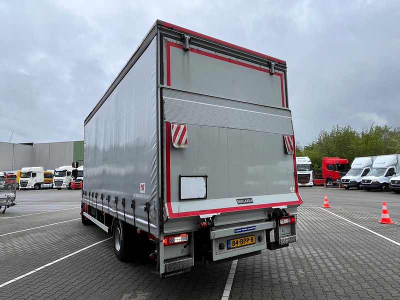 Renault D 210 Euro 6 / 12 Ton / 282 dkm / Schuifzeil / Laadklep / APK TUV 07-25 - Kamion s ceradom: slika Renault D 210 Euro 6 / 12 Ton / 282 dkm / Schuifzeil / Laadklep / APK TUV 07-25 - Kamion s ceradom Renault D 210 Euro 6 / 12 Ton / 282 dkm / Schuifzeil / Laadklep / APK TUV 07-25 - Kamion s ceradom: slika Renault D 210 Euro 6 / 12 Ton / 282 dkm / Schuifzeil / Laadklep / APK TUV 07-25 - Kamion s ceradom