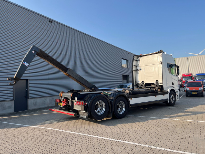 Scania R730 6X2 / VDL Hook lift 25 ton / 763 DKM! / NL Truck / APK TUV 03-26 / Smart Tacho V2 - Kamion s kukastom dizalicom: slika Scania R730 6X2 / VDL Hook lift 25 ton / 763 DKM! / NL Truck / APK TUV 03-26 / Smart Tacho V2 - Kamion s kukastom dizalicom Scania R730 6X2 / VDL Hook lift 25 ton / 763 DKM! / NL Truck / APK TUV 03-26 / Smart Tacho V2 - Kamion s kukastom dizalicom: slika Scania R730 6X2 / VDL Hook lift 25 ton / 763 DKM! / NL Truck / APK TUV 03-26 / Smart Tacho V2 - Kamion s kukastom dizalicom