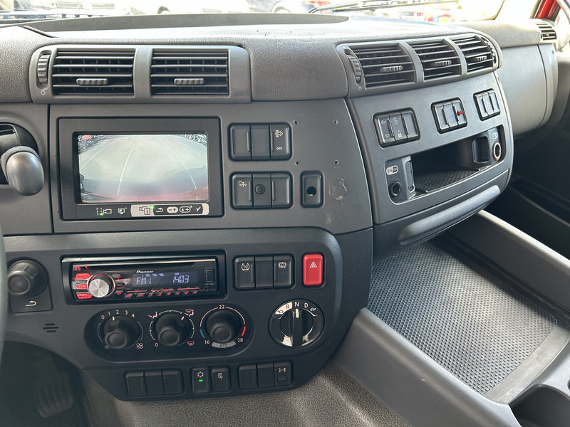 DAF CF 400 FT Space Cab / 957 dkm / NL Truck / APK TUV 02-26 - Tegljač: slika DAF CF 400 FT Space Cab / 957 dkm / NL Truck / APK TUV 02-26 - Tegljač DAF CF 400 FT Space Cab / 957 dkm / NL Truck / APK TUV 02-26 - Tegljač: slika DAF CF 400 FT Space Cab / 957 dkm / NL Truck / APK TUV 02-26 - Tegljač