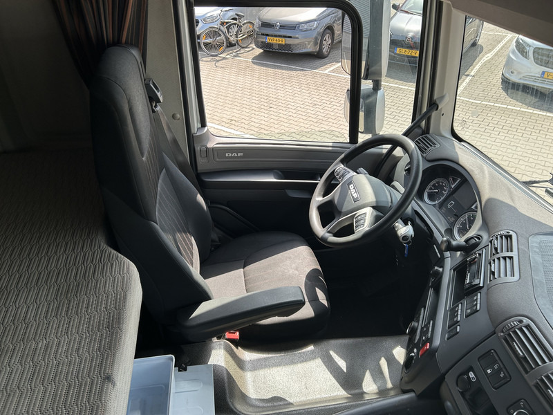 DAF CF 410 FT Space Cab / 281 dkm / Smart Tacho V2 / APK 01-26 - Tegljač: slika DAF CF 410 FT Space Cab / 281 dkm / Smart Tacho V2 / APK 01-26 - Tegljač DAF CF 410 FT Space Cab / 281 dkm / Smart Tacho V2 / APK 01-26 - Tegljač: slika DAF CF 410 FT Space Cab / 281 dkm / Smart Tacho V2 / APK 01-26 - Tegljač